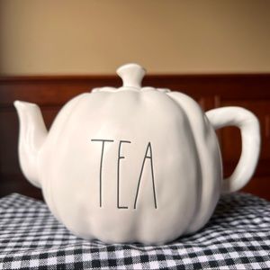 Rae Dunn Pumpkin Tea Pot